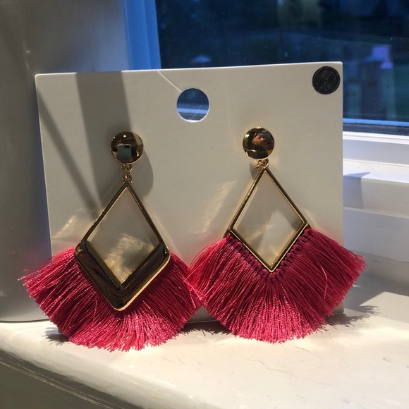 Jewelry - BEAUTIFUL Pink and Gold Earrings!